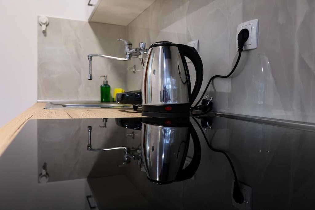 Apartment Modern White Oasis, 1bdr *